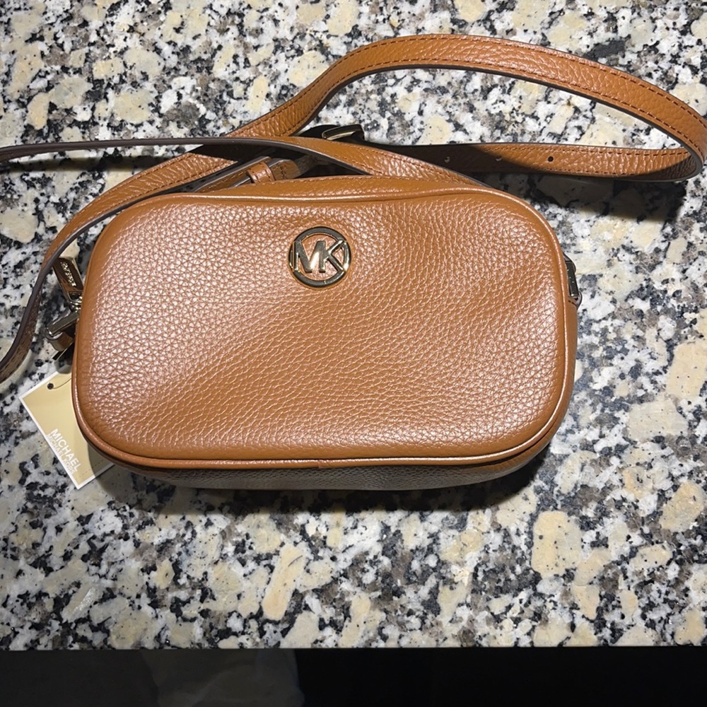 NWT Michael Kors Fulton Crossbody